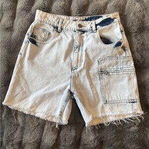 DL1961 Hepburn short high rise size 27